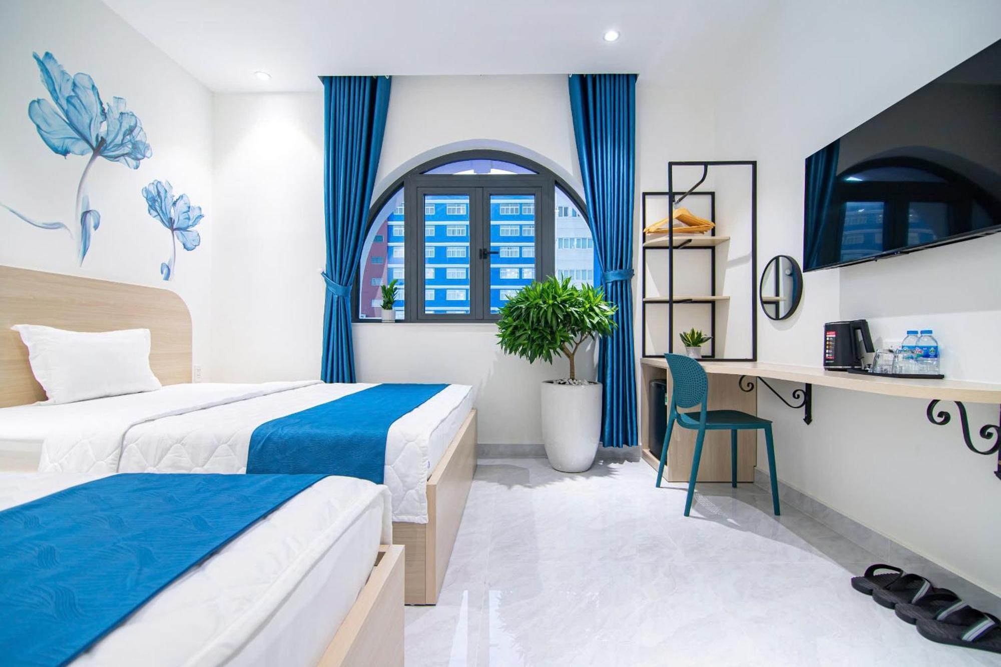 Bin Bin 14 Near Vstar School D7 Khách sạn *